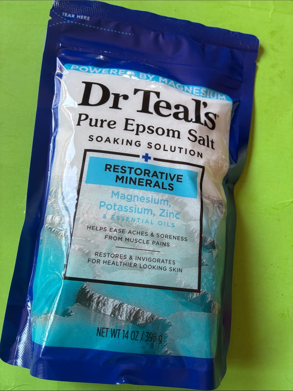 Simple Pleasures Self-Care Gift Box #2 (4 items) - Picture 4 of 10